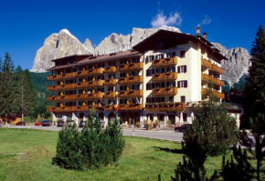 Отель Hotel Villa Argentina, Кортина-Д'ампеццо